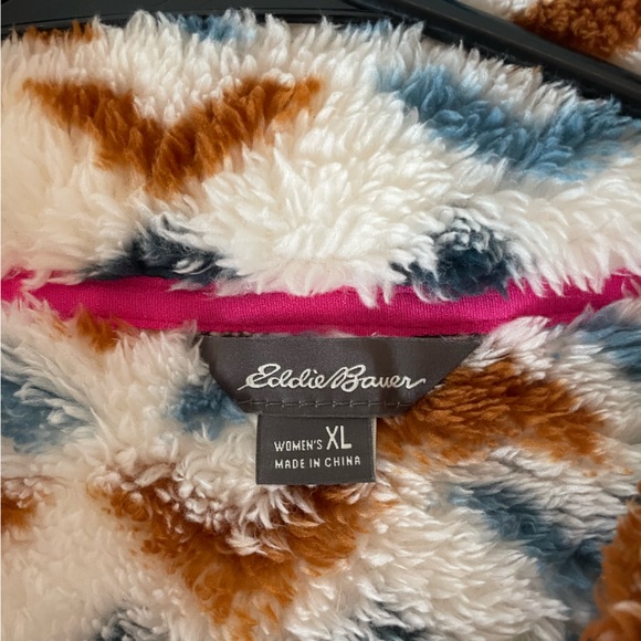 Eddie Bauer Women’s Vanilla Aztec Plush ¼ ZIp Size XL - Picture 7 of 11